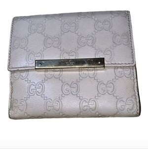 Gucci Guccisima Creme Bifold Wallet -Good Condition Authentic